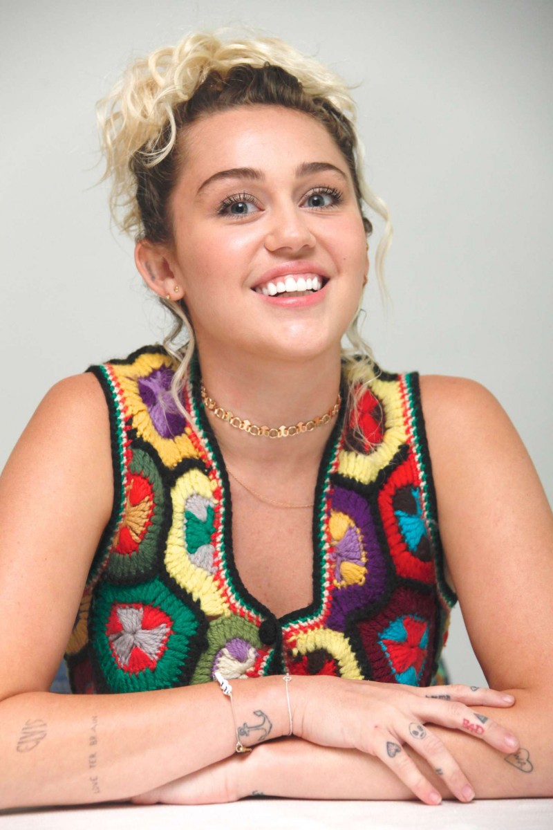Miley Cyrus: pic #876165