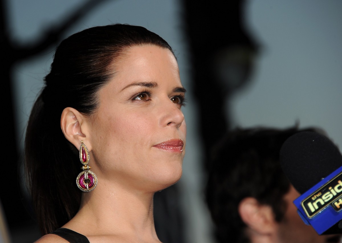 Neve Campbell: pic #367945