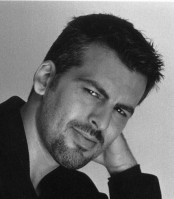 Oded Fehr photo #