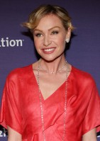 Portia De Rossi photo #