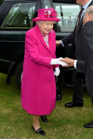 Queen Elizabeth ll  pic #1154293