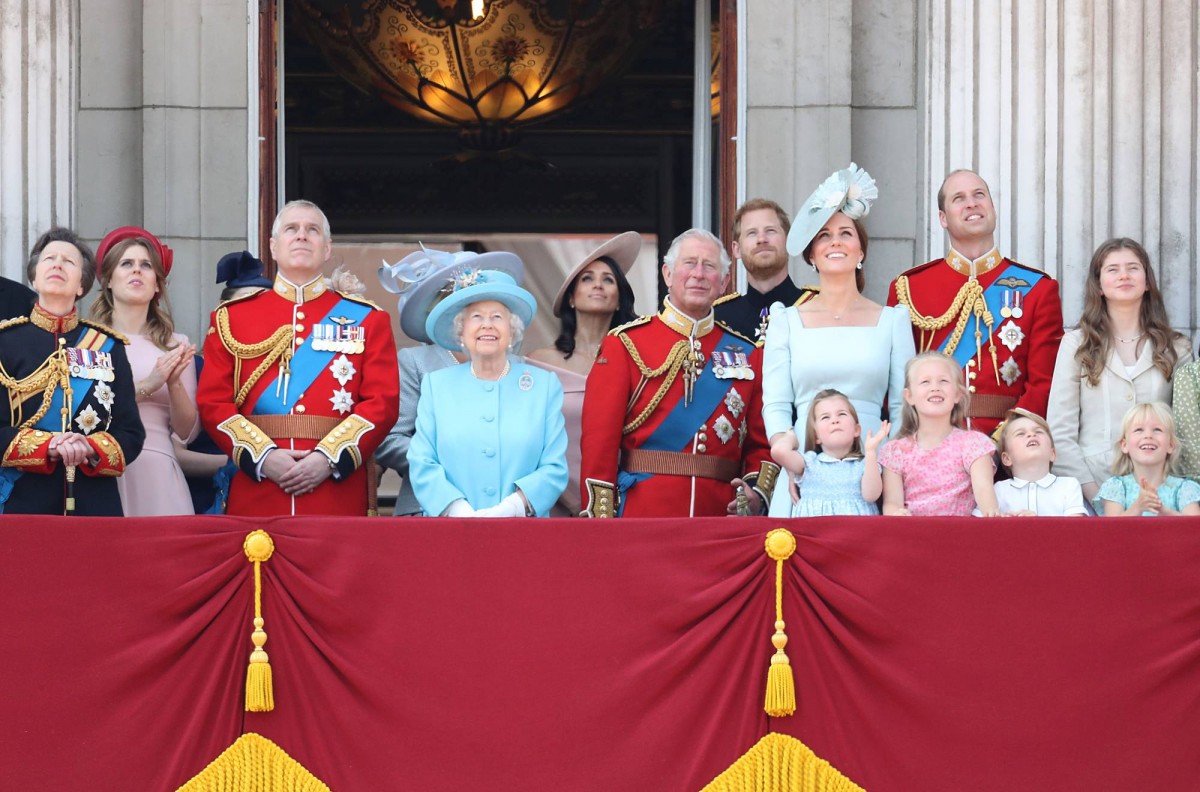 Queen Elizabeth ll : pic #1043804