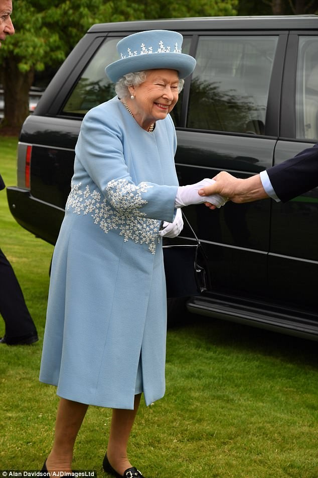 Queen Elizabeth ll : pic #1045944