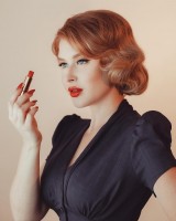 Renee Olstead photo #