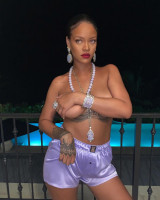 photo 10 in Rihanna gallery [id1248783] 2021-02-21