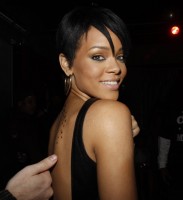Rihanna pic #411472