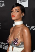 Rihanna photo #