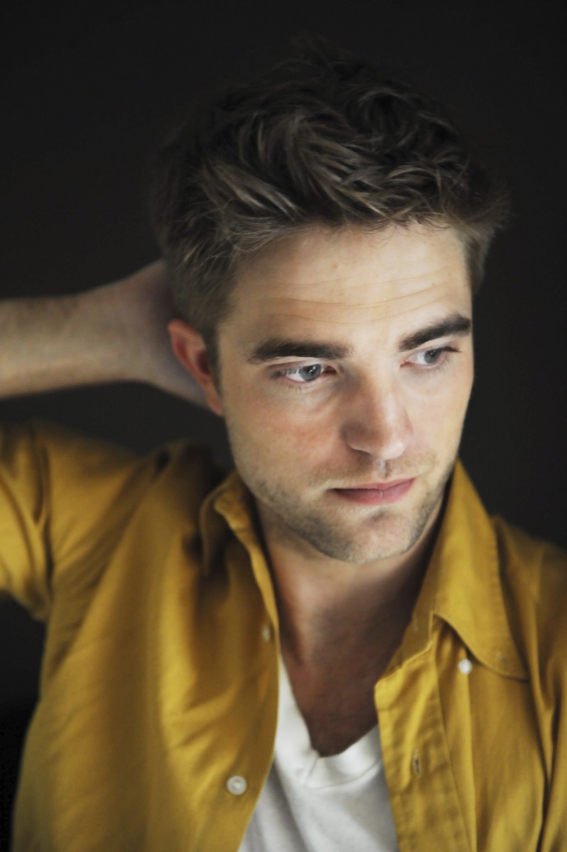 Robert Pattinson: pic #332644