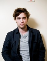 Robert Pattinson photo #