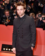 Robert Pattinson photo #