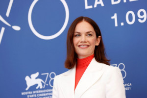 Ruth Wilson photo #