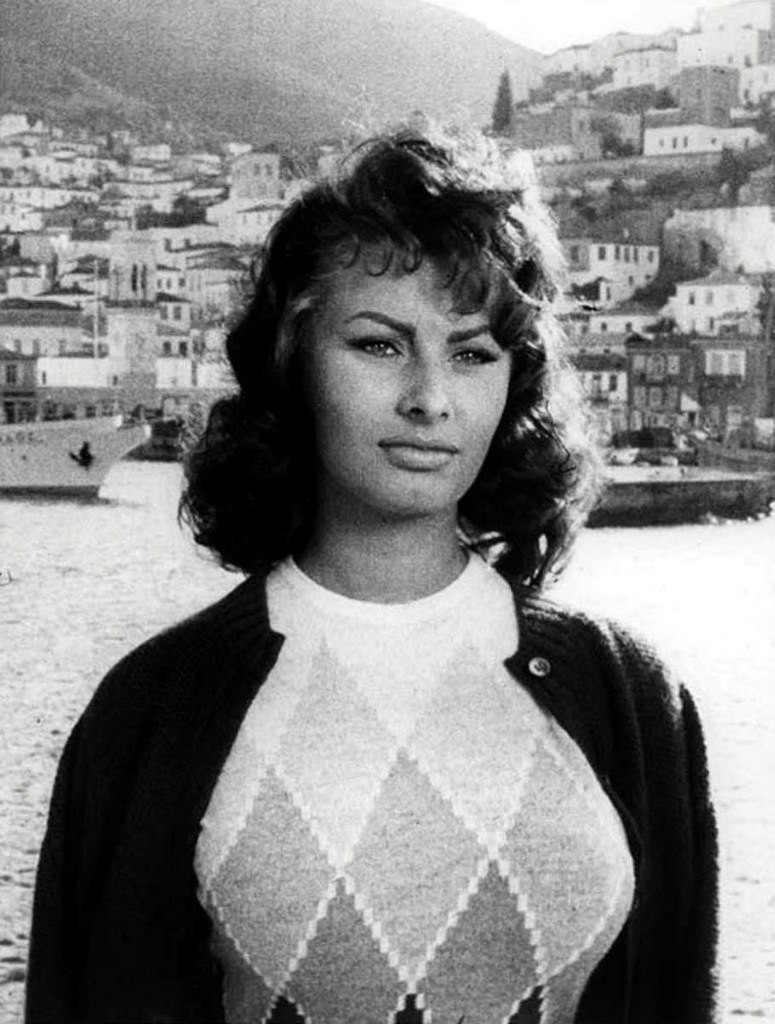 Sophia Loren: pic #1111088