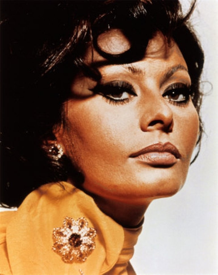 Sophia Loren: pic #150011