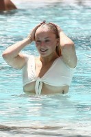 photo 3 in Sophie Turner (actress) gallery [id1059113] 2018-08-17