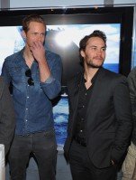 photo 8 in Taylor Kitsch gallery [id540362] 2012-10-07