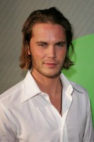 photo 6 in Taylor Kitsch gallery [id535274] 2012-09-23
