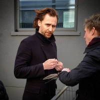 Tom Hiddleston pic #1140019