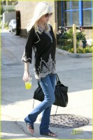 Tori Spelling photo #