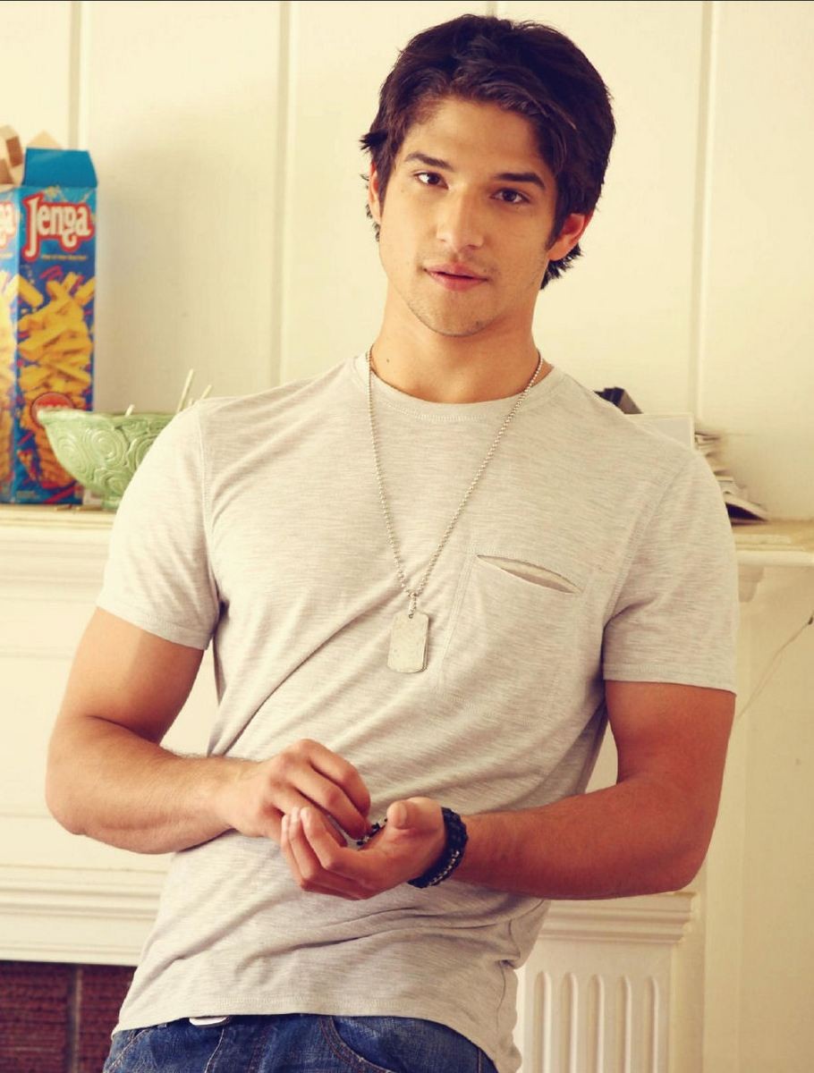 Tyler Posey: pic #494739