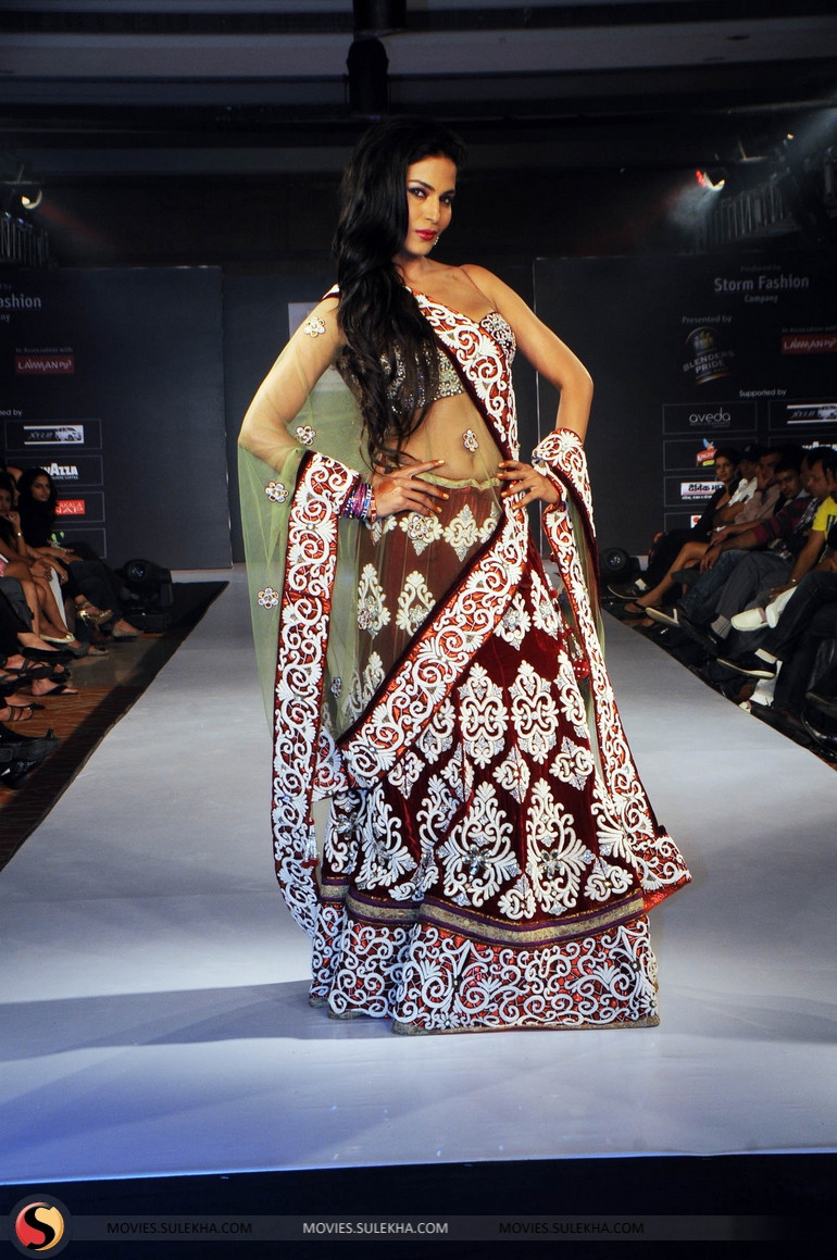 Veena Malik: pic #443876