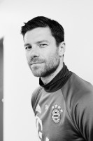 Xabi Alonso photo #