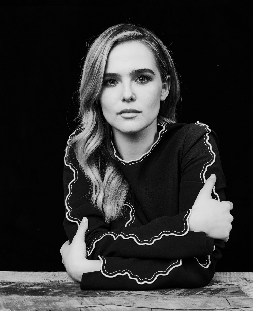 Zoey Deutch: pic #904250