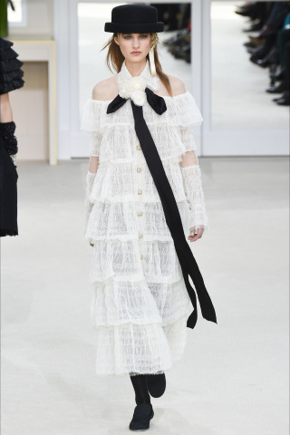 Chanel autumn and winter 2016-2017 Collection Part 2