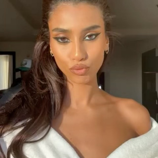 Imaan Hammam instagram pic #462192