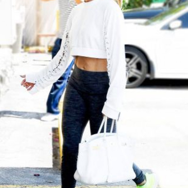Jennifer Lopez's Miami Wardrobe Staples Are Just $42 Each