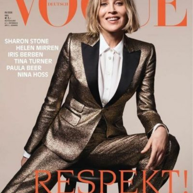Sharon Stone took off her clothes and gave odds to young beauties