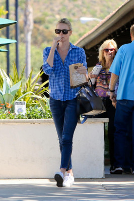 Charlize Theron pic #767311
