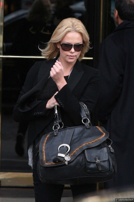 Charlize Theron pic #141915