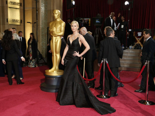 Charlize Theron pic #677211