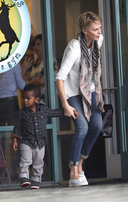 Charlize Theron pic #642940
