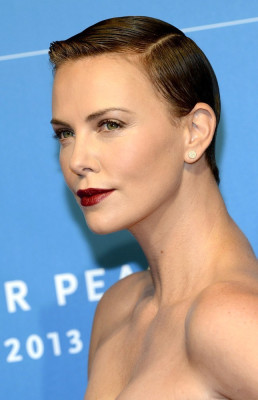 Charlize Theron pic #622978