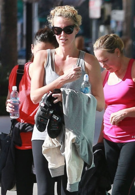 Charlize Theron pic #660243