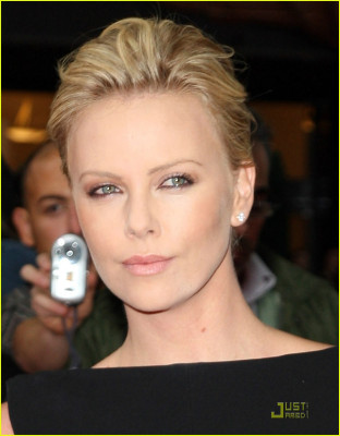 Charlize Theron pic #259259