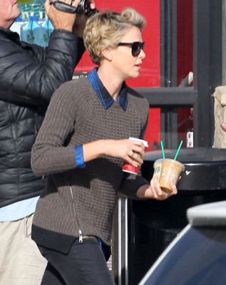 Charlize Theron pic #660283