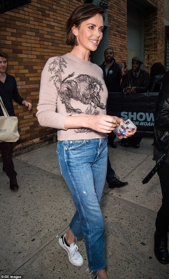 Charlize Theron pic #1129199