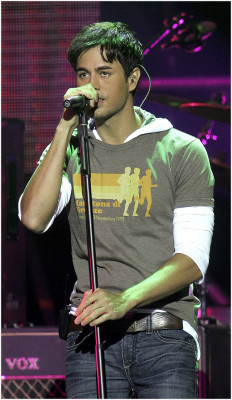 photo 26 in Enrique Iglesias gallery [id461320] 2012-03-17 00:00:00