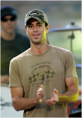 Enrique Iglesias pic #470845