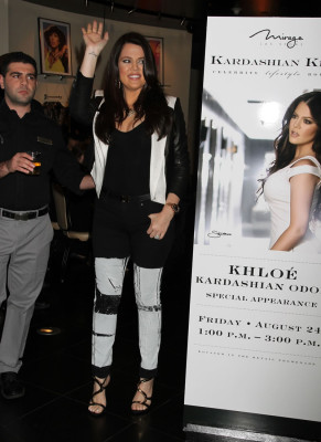 photo 17 in Kardashian gallery [id526807] 2012-08-28 00:00:00