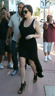 photo 22 in Kardashian gallery [id549008] 2012-11-07 00:00:00