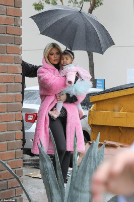 photo 28 in Khloe Kardashian gallery [id1113701] 2019-03-12 00:00:00