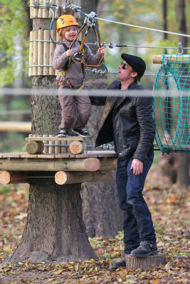 photo 25 in Shiloh Nouvel Jolie-Pitt gallery [id307642] 2010-11-23 00:00:00