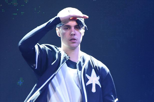 Justin Bieber's Rude Attitude Towards His Fans