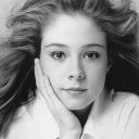 Megan Follows icon 128x128