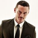 Luke Evans icon 128x128