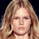 Anna Ewers icon 128x128