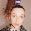 Emma Chamberlain icon 128x128